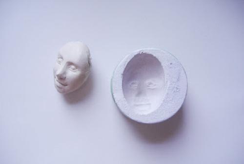 Как вытащить фигурку из формы после высыхания цемента. Как я снимаю гипсовые формы