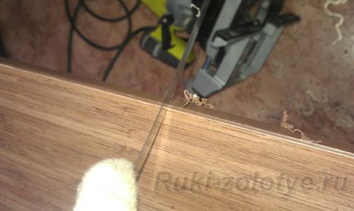 Кромка ПВХ 2 мм своими руками. Кромление 2 мм кромкой с помощью фена