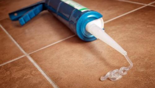 Чем смыть силиконовый герметик с рук. Народные средства