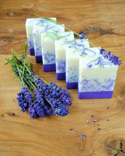 Как сделать мыло в домашних условиях без мыльной основы. Как сделать мыло своими руками в домашних условиях? Рецепты для приготовления из мыльной основы натуральной косметики