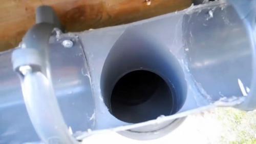 Желоб водосточный своими руками. Процесс сборки водостока из канализационных труб