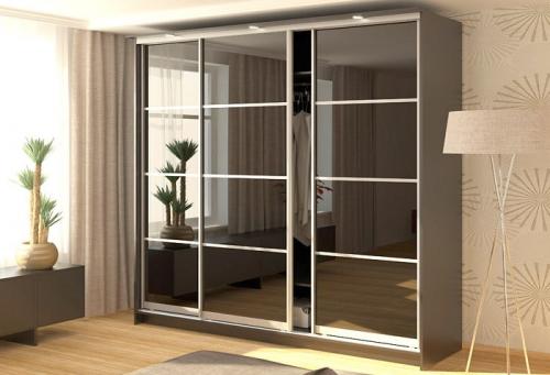 Какие бывают шкафы купе. Размещение шкафа-купе в квартире 05