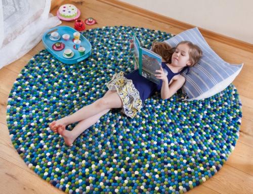 Коврик своими руками из старых вещей, без крючка. Коврик своими руками: мастер-класс изготовления из джинсов и старых вещей. Учимся, как плести коврик без крючка (120 фото)