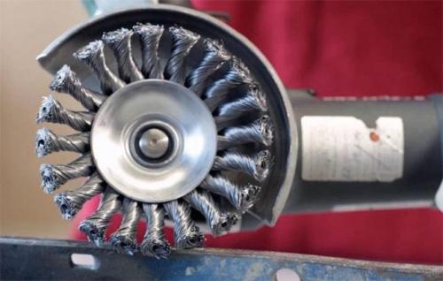 Как правильно готовить поверхность радиатора перед нанесением акриловой эмалью. Устранение облупившейся краски