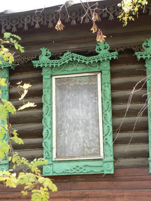 Простые деревянные наличники на окна. Наличники на окна — пошаговое описание выбора дизайна и советы по установке. Лучшие 100 фото-идей