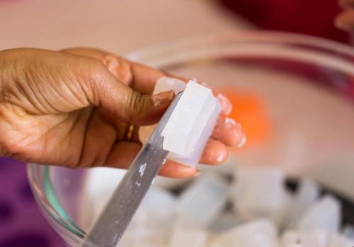 Делать мыло своими руками. Как сделать мыло своими руками в домашних условиях. Рецепты пошагово с фото для начинающих 14