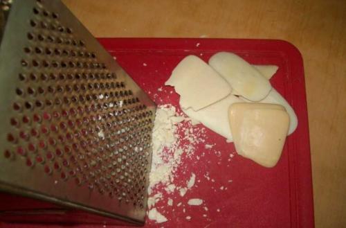 Как сделать мыло своими руками из обмылков. Мыло из обмылков: приготовление и советы, как сделать своими руками новое мыло (75 фото)