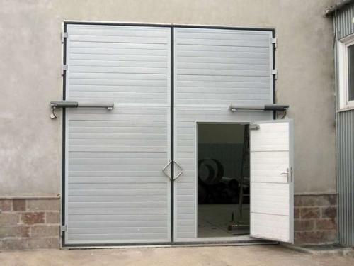 Отделка проема гаражных ворот. Зачем обшивать гаражные ворота