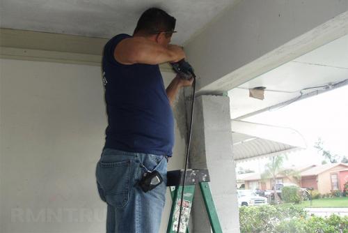 Установка гаражных секционных ворот своими руками. Сборка и установка рамы 01 Установка гаражных секционных ворот своими руками. Сборка и установка рамы 01