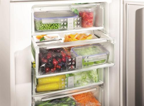 Температура в холодильнике 12 градусов. По зонам