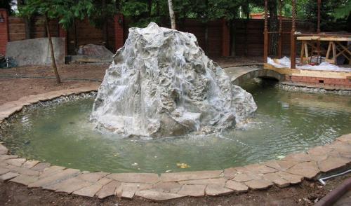 Как выбрать место для пруда на даче, учитывая освещенность и водоснабжение. Где выбрать место на участке, чтобы сделать пруд