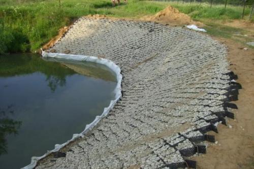 Как сделать бетонный водоём своими руками: пошаговая инструкция 06 Как сделать бетонный водоём своими руками: пошаговая инструкция 06