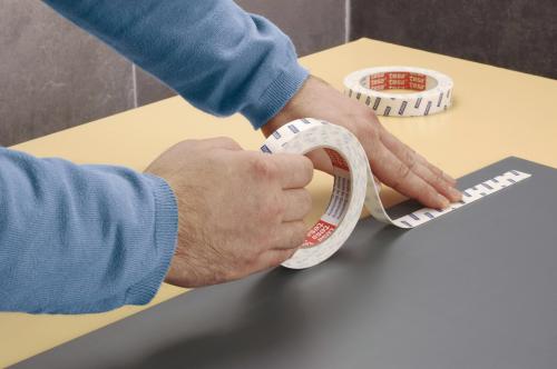 Зеркало повесить на стену. Способы крепления зеркала на стену