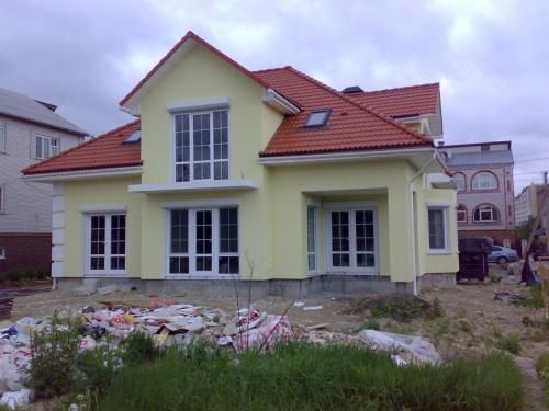 Покраска дома снаружи по штукатурке. Фасадные краски по штукатурке: ТОП-10 рейтинг популярных марок и производителей краски для наружных или внутренних работ 2022 года