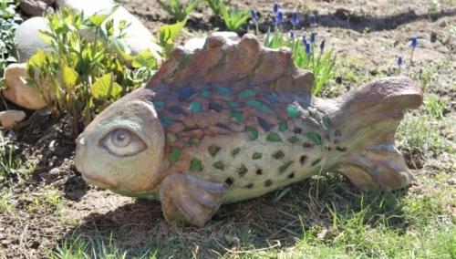 Какие цвета и декоративные элементы можно использовать для украшения поделок из цемента и гипса. Сложные фигуры с каркасом