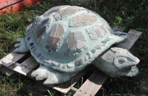 Какие цвета и декоративные элементы можно использовать для украшения поделок из цемента и гипса. Сложные фигуры с каркасом