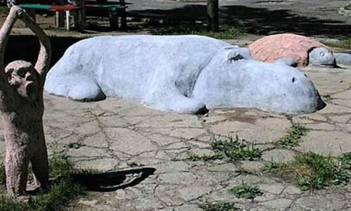 Какие цвета и декоративные элементы можно использовать для украшения поделок из цемента и гипса. Сложные фигуры с каркасом