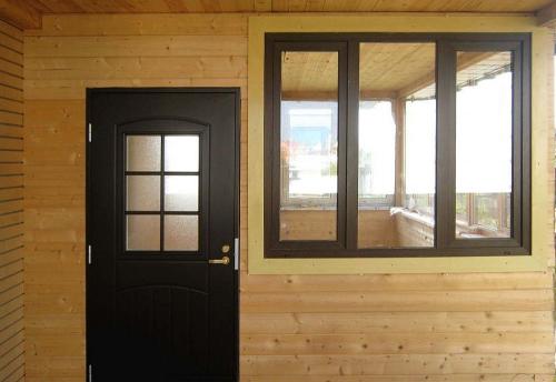 Как установить двери и окна в каркасном сарае. Двери в каркасном доме