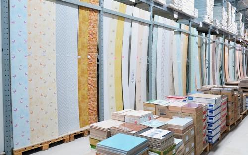 Отделка комнаты панелями. Виды панелей для внутренней отделки