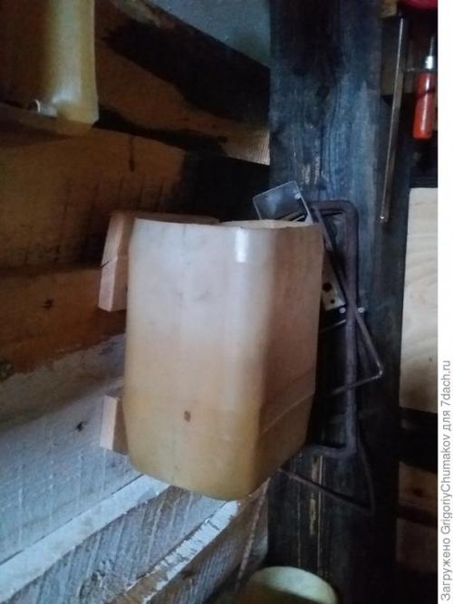 Какие дополнительные элементы можно добавить в сарай для удобства. Организация рабочего места в сарае