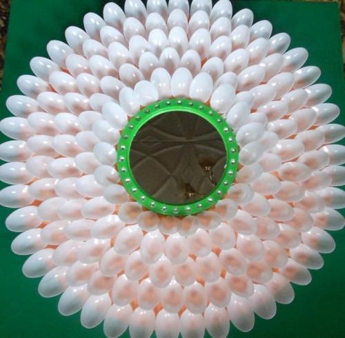 Декор зеркала обоями. Варианты декорирования зеркал