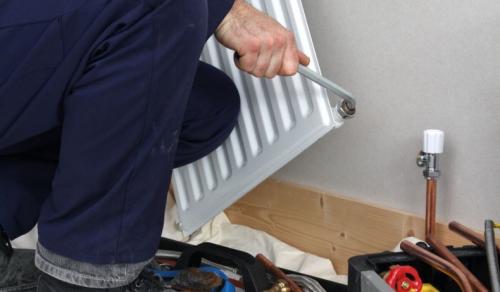 Замена радиаторов отопления. Замена батарей отопления — подробная инструкция, как проложить и правильно поменять батареи (все от выбора до подключения)