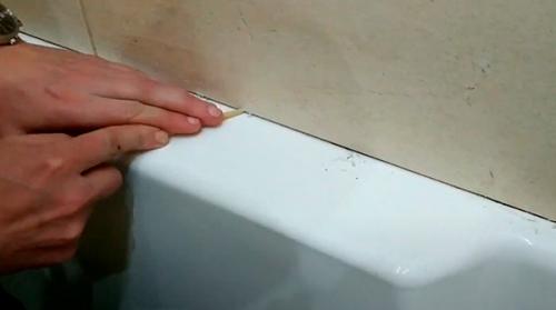 Чем растворить силиконовый герметик. Как удалить герметик с различных поверхностей 03 Чем растворить силиконовый герметик. Как удалить герметик с различных поверхностей 03