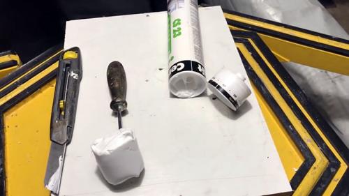 Силиконовый герметик застыл в тубе. Что делать