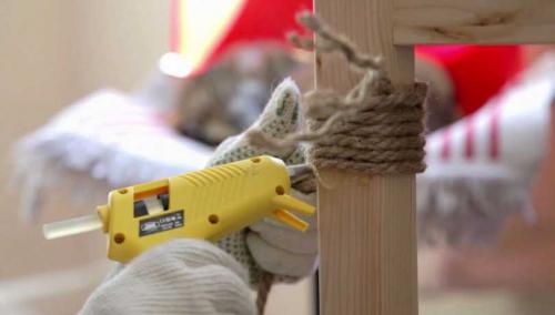 Заготовки для когтеточки. Как сделать когтеточку своими руками из подручных материалов: примеры создания домика для кошки