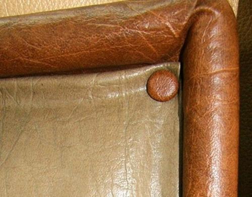 Как обшить деревянную дверь дермантином не снимая с петель. Подготовительный этап