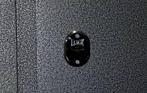 Чем обшить металлическую дверь снаружи. Отделка железной двери снаружи. Описание популярных вариантов