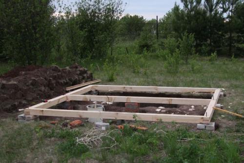 Столбчатый фундамент из кирпича для беседки. Столбчатый