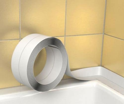 Чем заделать щель между акриловой ванной и стеной. Как заделать щель между ванной и стеной