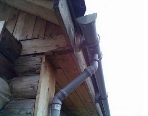 Водосток из профиля своими руками. Водосток из пластиковых труб