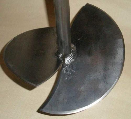 Садовый бур из дисковой пилы. Конструкции и применение