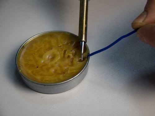 Чем спаивают провода электрики. Как правильно паять – обзор типичных идей и решений. Практические рекомендации пайки своими руками + инструкция с фото и видео