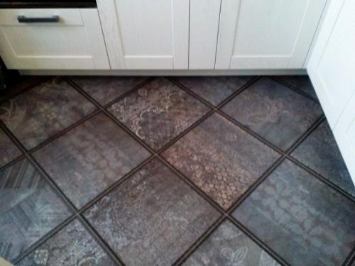 Плитка поливинилхлоридная для пола. Что такое ПВХ (виниловая) плитка для пола 06 Плитка поливинилхлоридная для пола. Что такое ПВХ (виниловая) плитка для пола 06