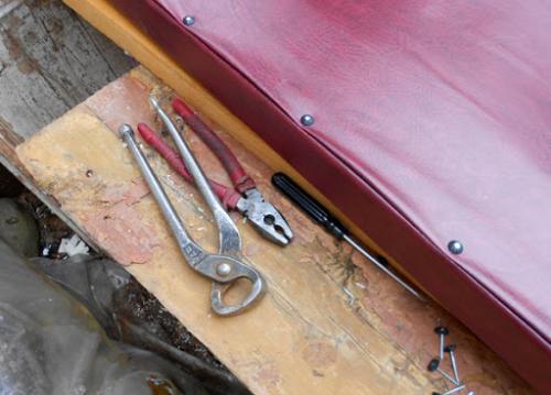 Обивка входной двери. Обивка металлических дверей своими руками: подробная инструкция, необходимые материалы и советы