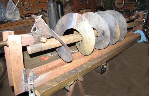 Шнековый бур своими руками.