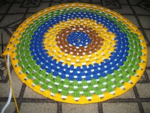 Половики домотканые своими руками из старых вещей. Разные варианты создания ковриков своими руками из старых вещей: пошаговые рекомендации