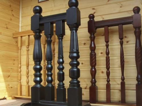 Как закрепить перила к балясинам. Устройство ограждений и балясин