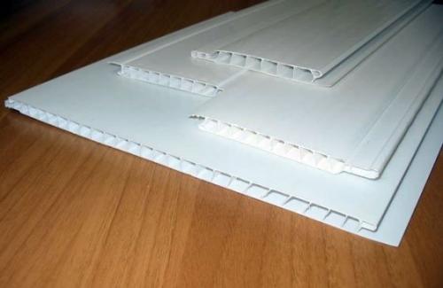 Потолок из пластика своими руками на деревянных брусках. Что нужно учесть при подготовке