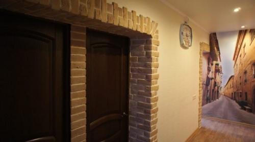 Как заделать откосы после установки входной двери. Варианты отделки откосов входной двери своими руками