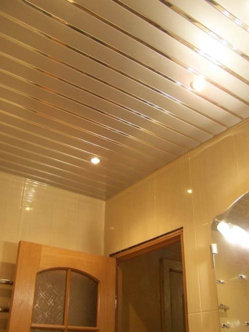 Устройство потолков реечных алюминиевых. Что такое реечный алюминиевый потолок?