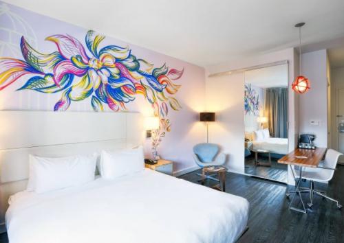 Трафареты рисунков на стену в детскую. Популярные виды трафаретов для стен