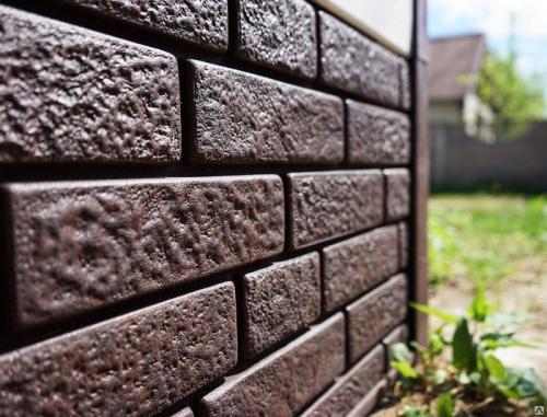 Панели для отделки фасадов частных домов под кирпич. Особенности материала