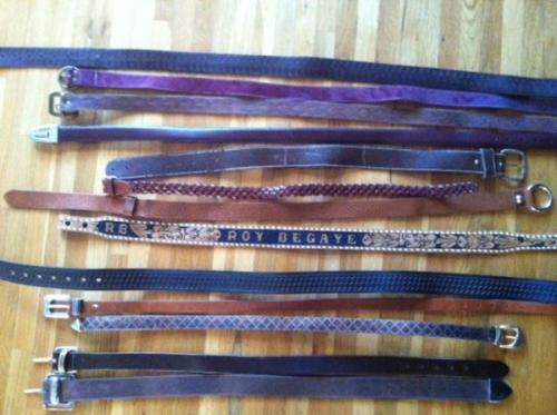 Коврик из старых вещей: пошаговая инструкция. Как сделать коврики из старых вещей