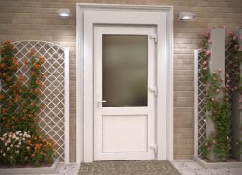 Дверь пластиковая со стеклом входная. Пластиковые входные двери со стеклом