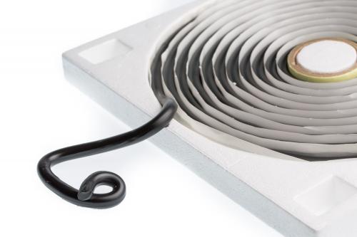 Клей герметик для фар. Каким герметиком клеить фары — бутиловый, ленточный и силиконовый