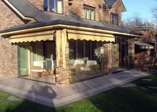 Сделать террасу к дому. Чем веранда отличается от террасы 10 Сделать террасу к дому. Чем веранда отличается от террасы 10